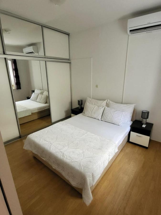 Apartment Dora Dubrovnik Bagian luar foto