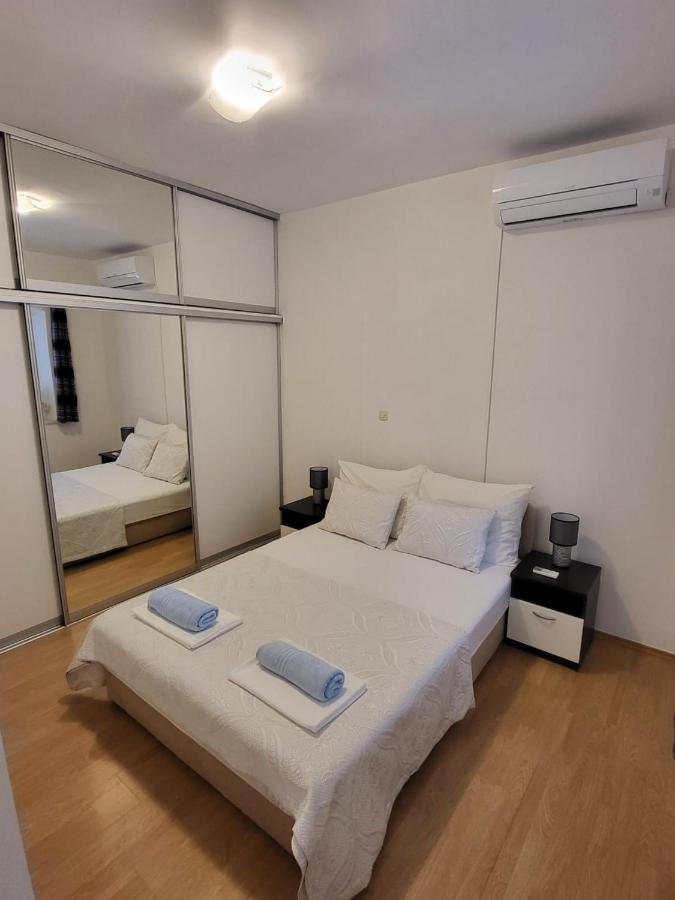 Apartment Dora Dubrovnik Bagian luar foto