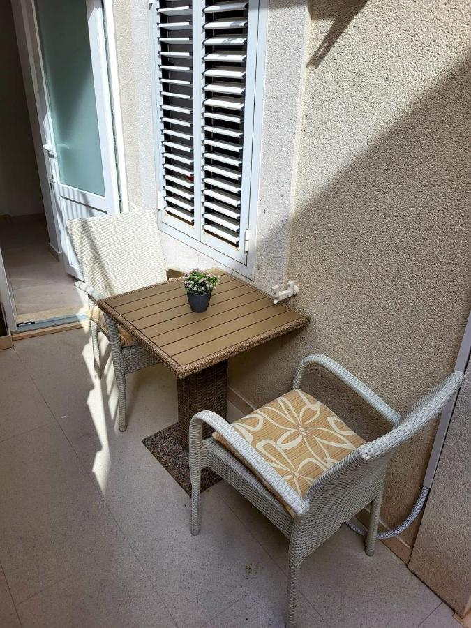 Apartment Dora Dubrovnik Bagian luar foto