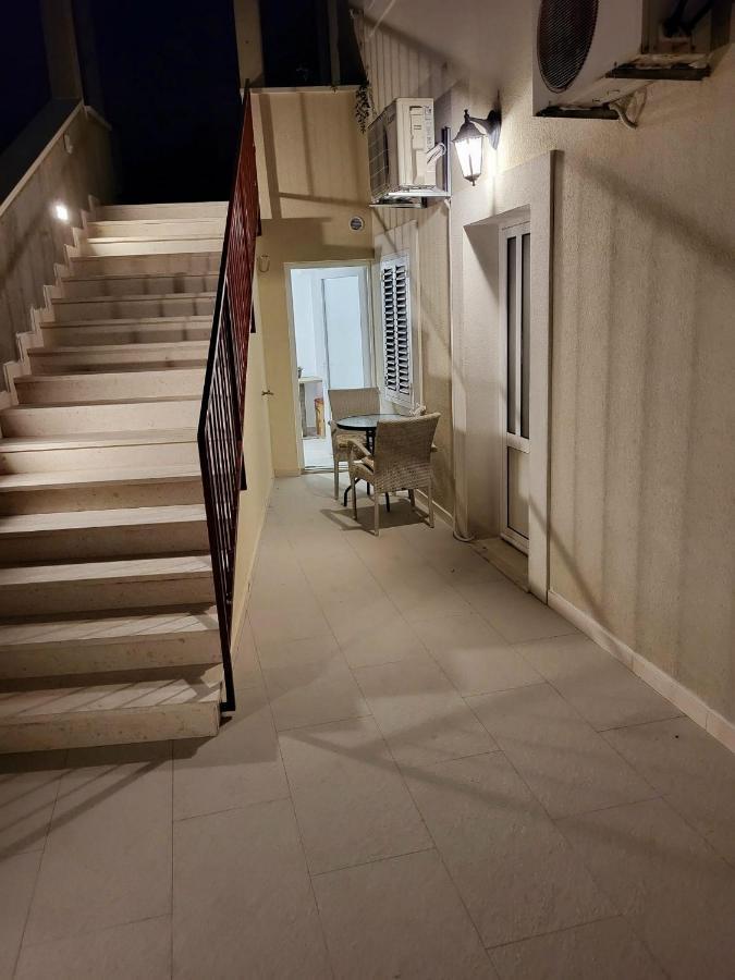 Apartment Dora Dubrovnik Bagian luar foto