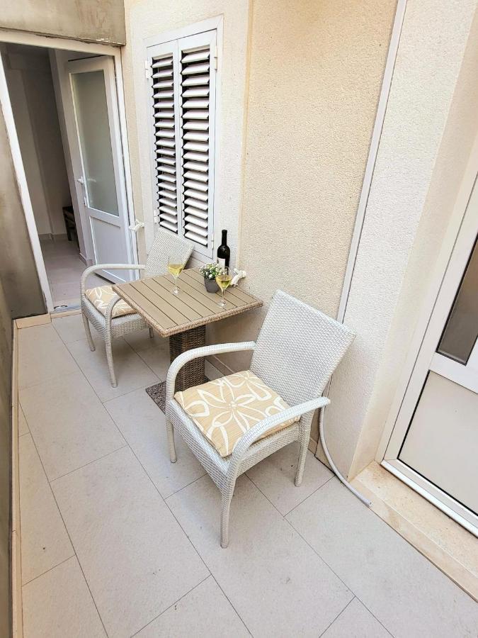 Apartment Dora Dubrovnik Bagian luar foto
